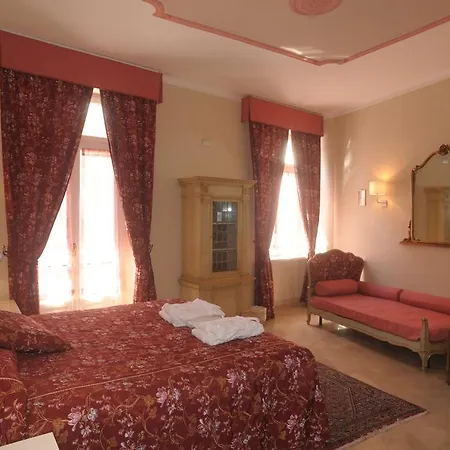 Relais Al Bel San Domenico Oda ve Kahvaltı Alba (Piedmont)