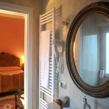 Oda ve Kahvaltı Relais Al Bel San Domenico Alba (Piedmont)